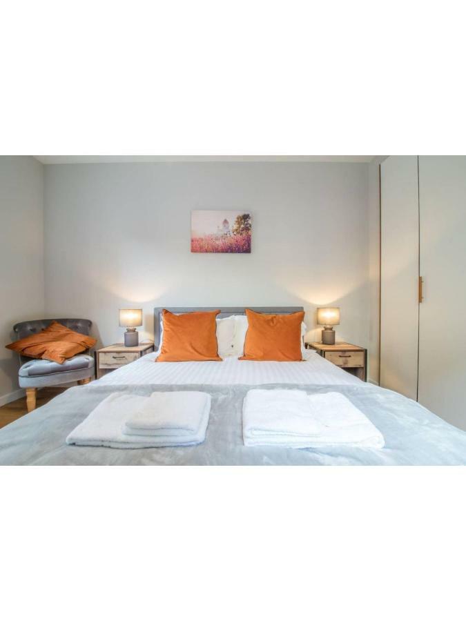 Central And Stylish One Bedroom Apartment 爱丁堡 外观 照片