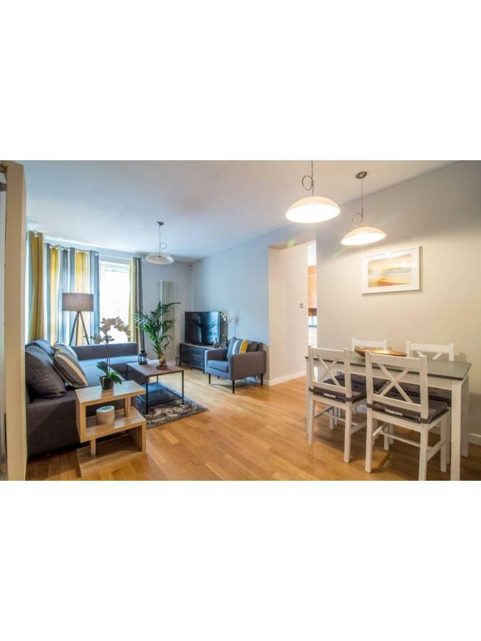 Central And Stylish One Bedroom Apartment 爱丁堡 外观 照片