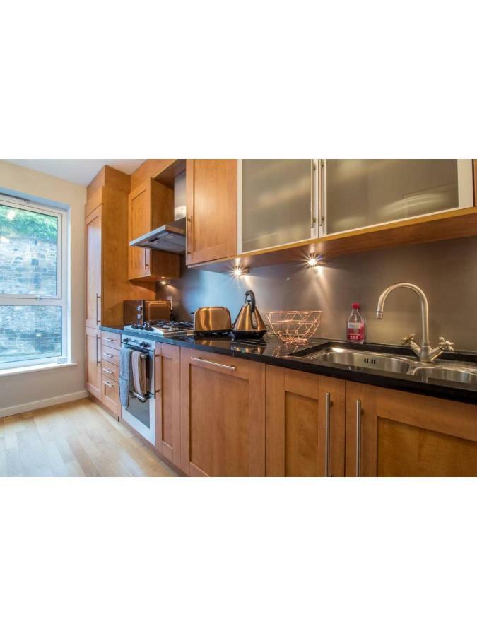 Central And Stylish One Bedroom Apartment 爱丁堡 外观 照片